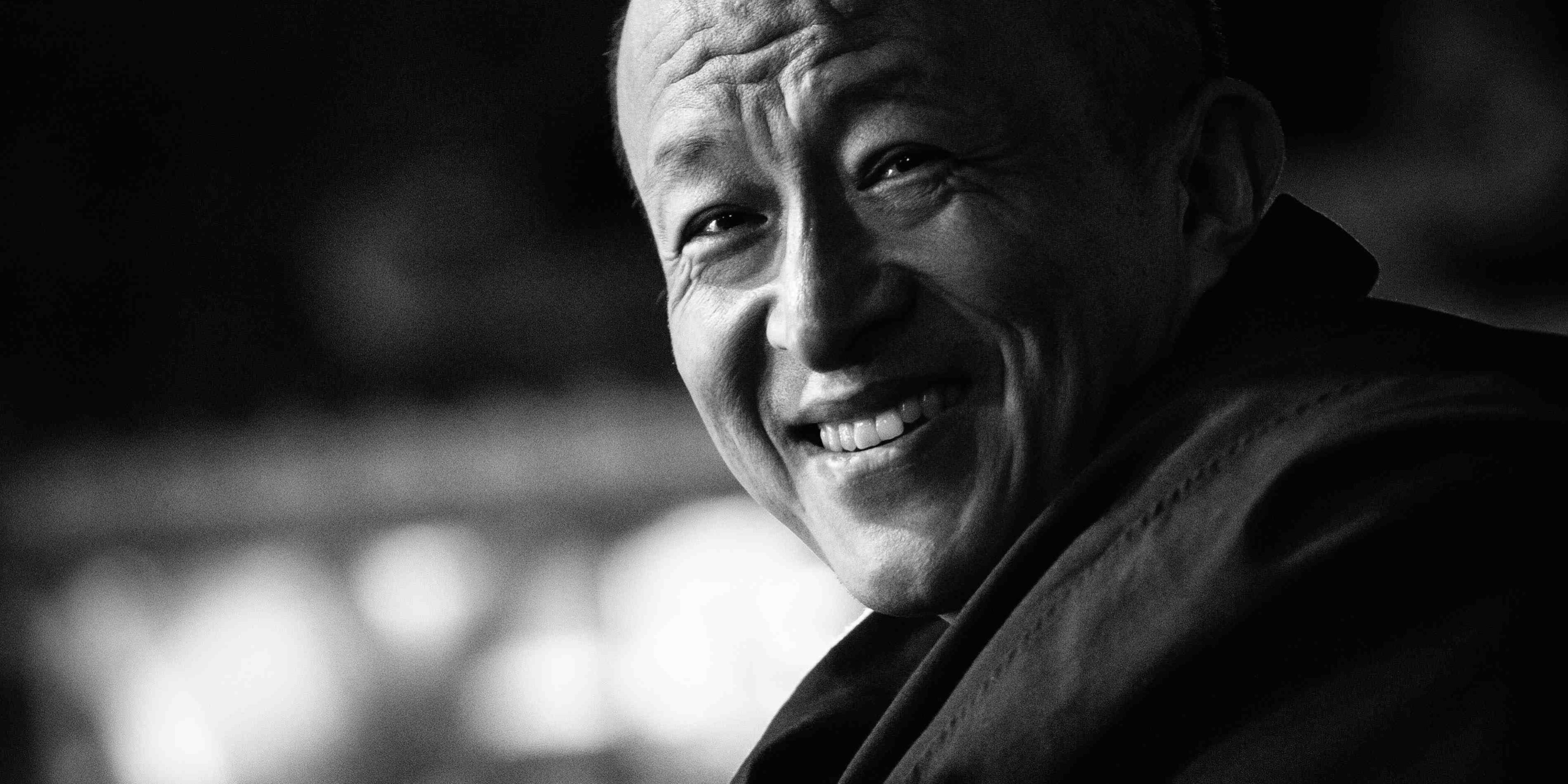 image002 Dzongsar Khyentse Rinpoche