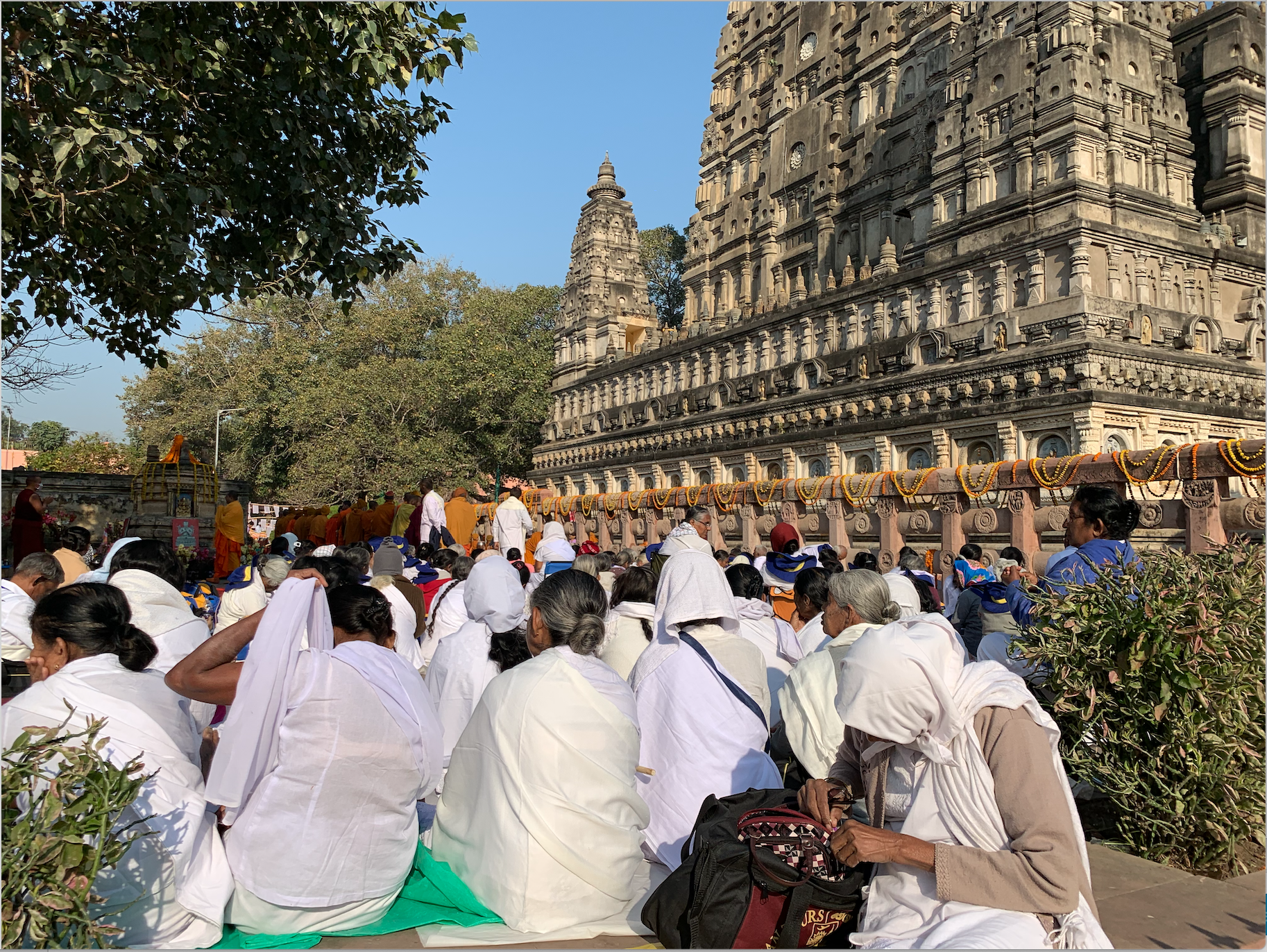 Praktizierende. Rigpa Gebetsfest, März 2019, Bodhgaya (Indien)